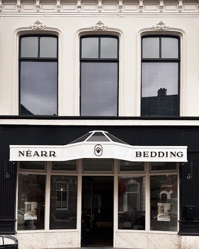 Voorkant van de Néarr Bedding winkel in Joure
